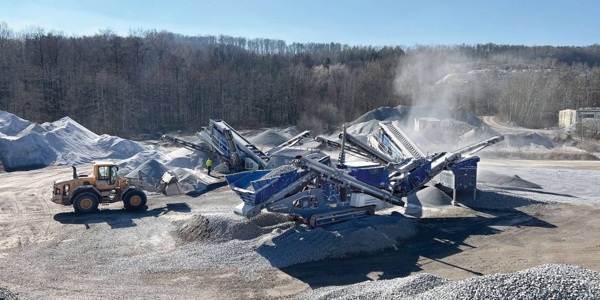 Kleemann cone crusher and screens in closed circuit